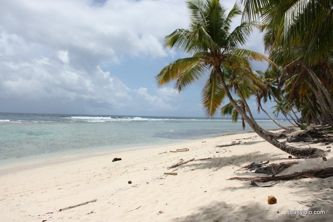 Playa Fronton Las Galeras Beach